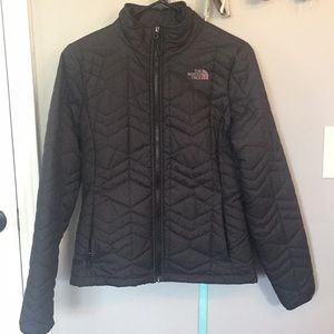 Women’s North Face jacket